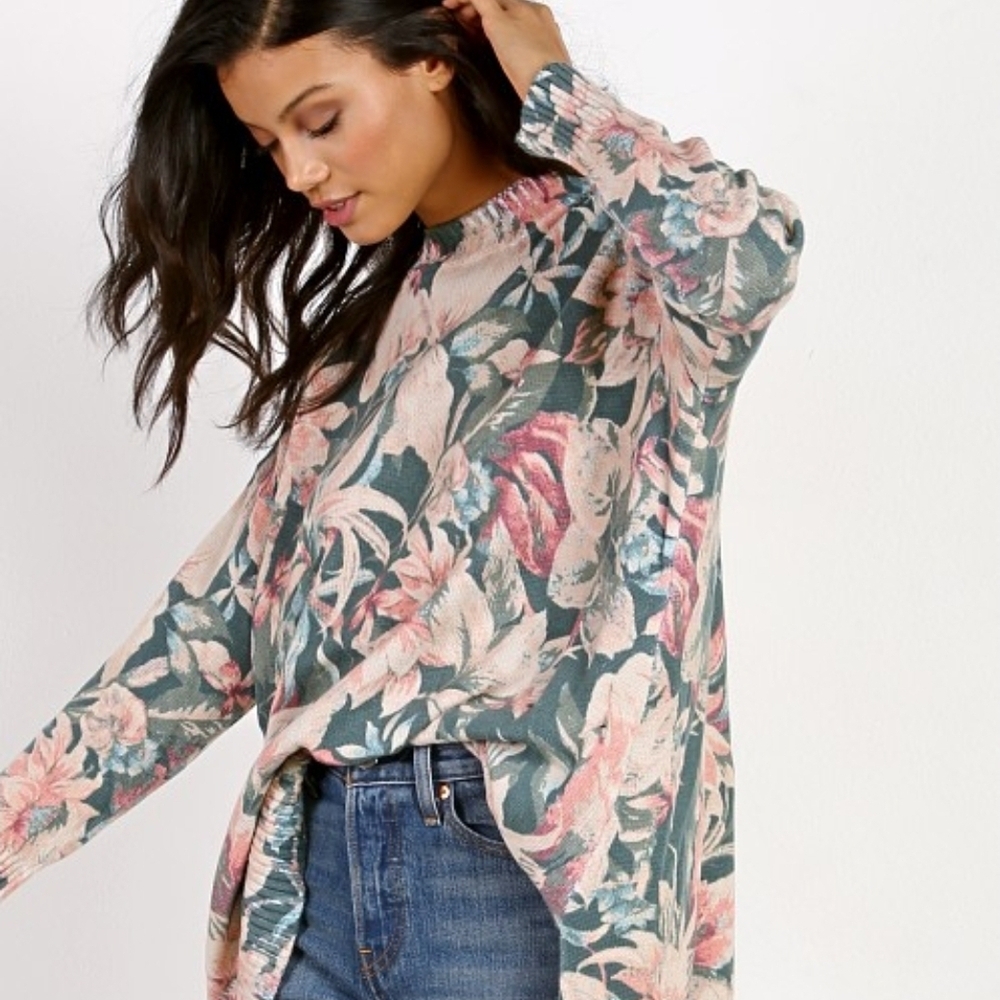 Floral Print Long Sleeve Top